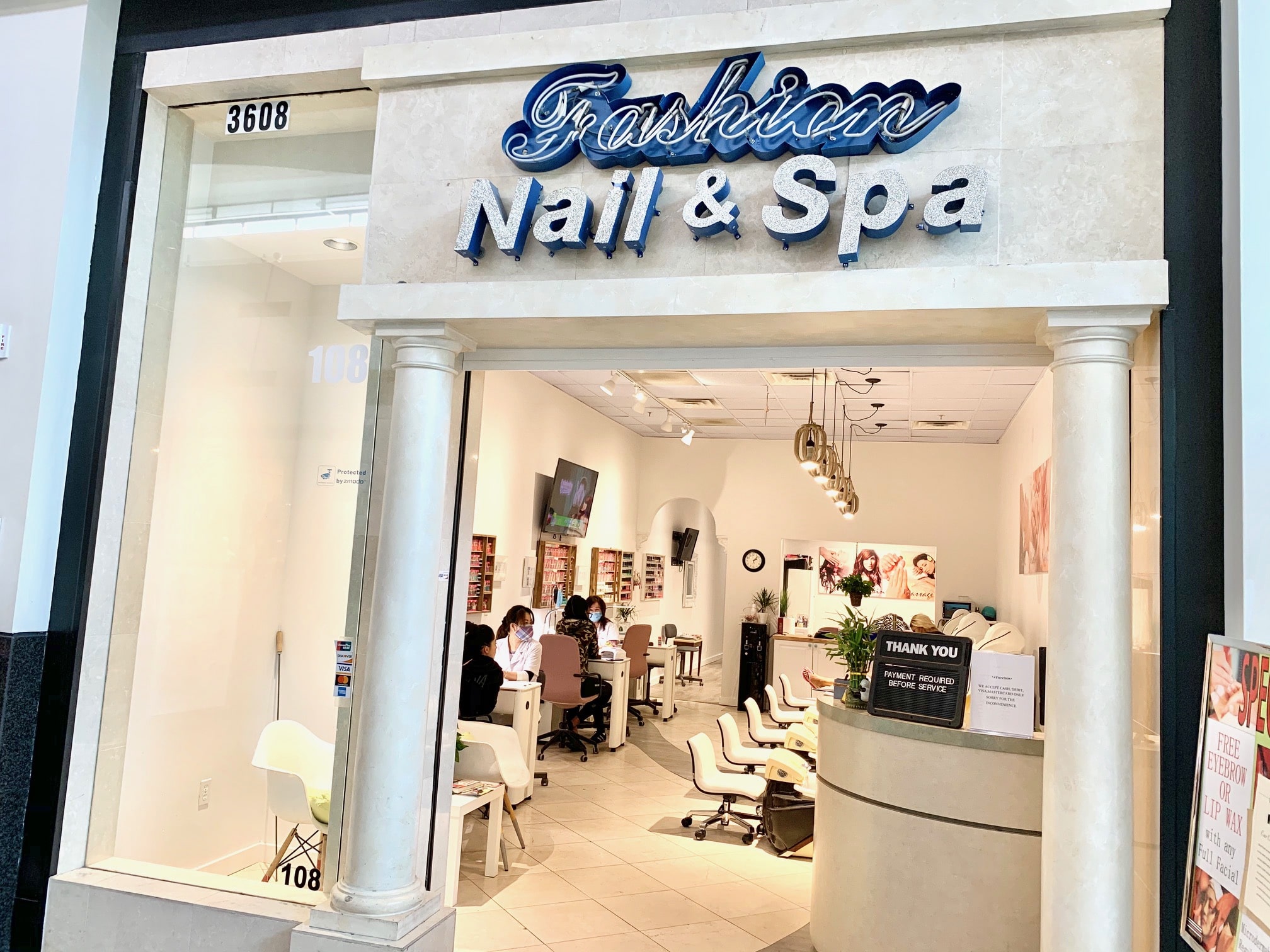 Nail salon in mall